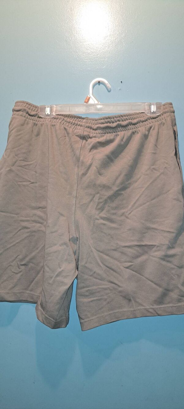 Nike Men’s Sportswear Knit Shorts Khaki Tan L Tall 34” Waist 9” Inseam NWT - Picture 3 of 6